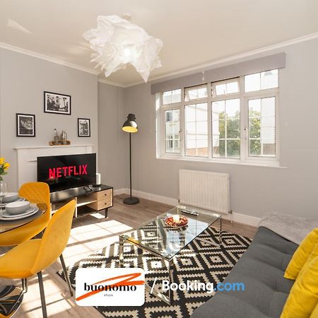 Two Bedroom Apartment By Buonomo Stays Short Lets & Serviced Accommodation With Balcony 伦敦 外观 照片