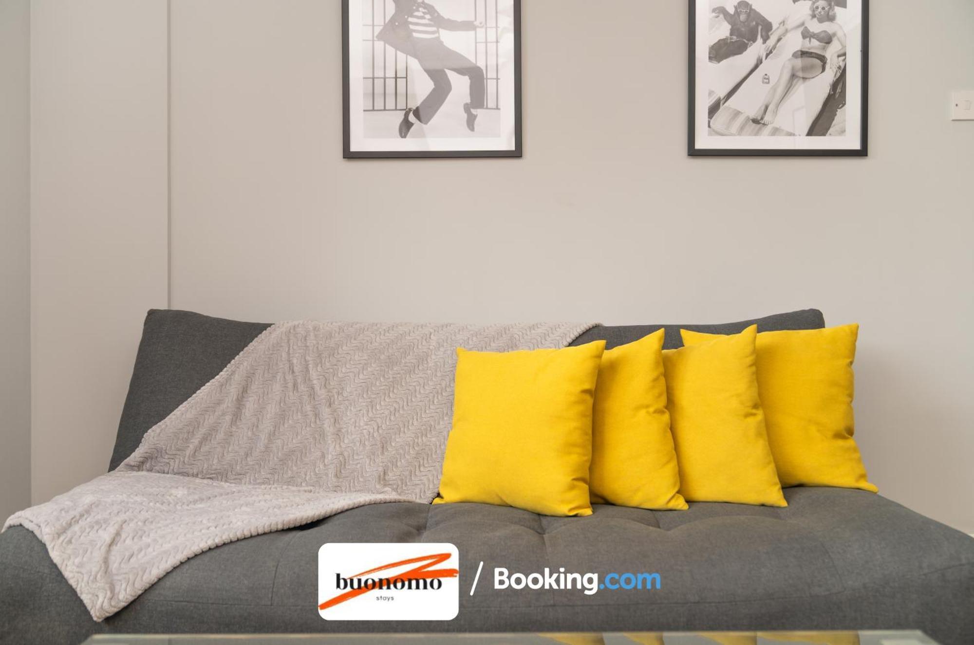 Two Bedroom Apartment By Buonomo Stays Short Lets & Serviced Accommodation With Balcony 伦敦 外观 照片