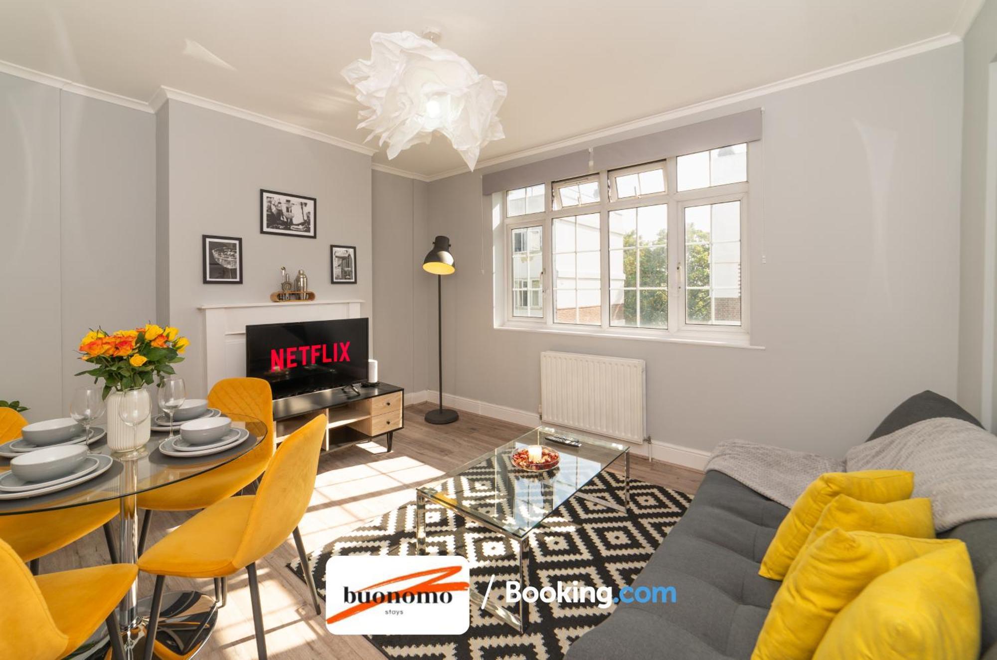 Two Bedroom Apartment By Buonomo Stays Short Lets & Serviced Accommodation With Balcony 伦敦 外观 照片